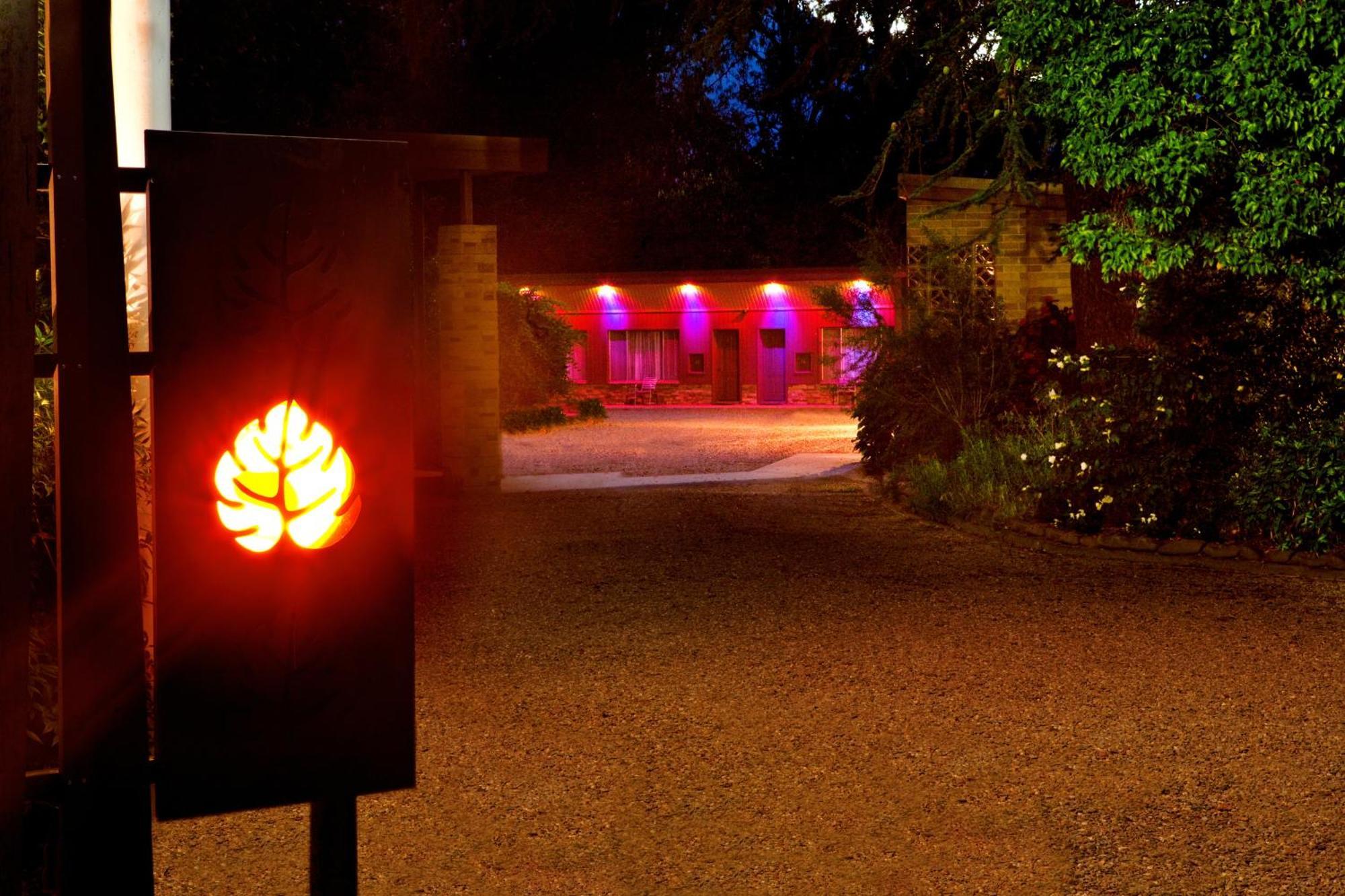 Buffalo Motel And Country Retreat Porepunkah Buitenkant foto